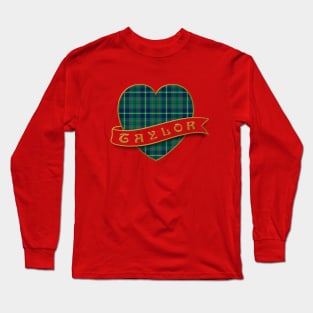 The TAYLOR Family Tartan Heart & Ribbon Retro-Style Insignia Design Long Sleeve T-Shirt